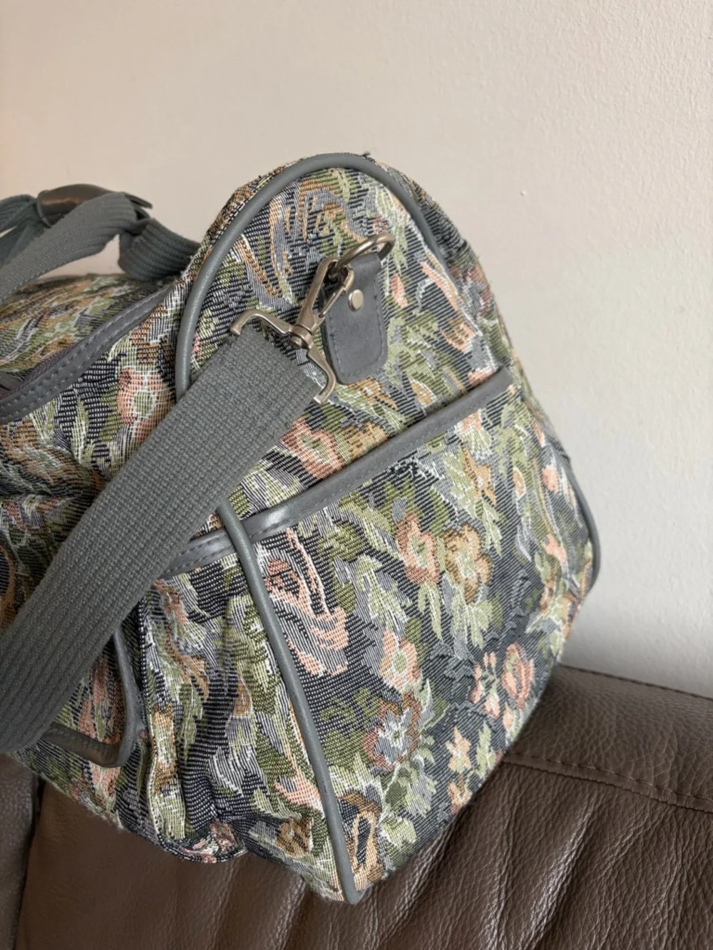 Oscar de la Renta Gray, Olive, Rust & Cream Floral Tapestry Weekender - Picture 5 of 14